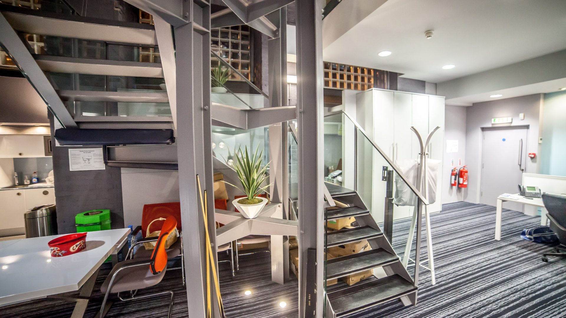 BLOCK office glass walls BLOCK office glass walls