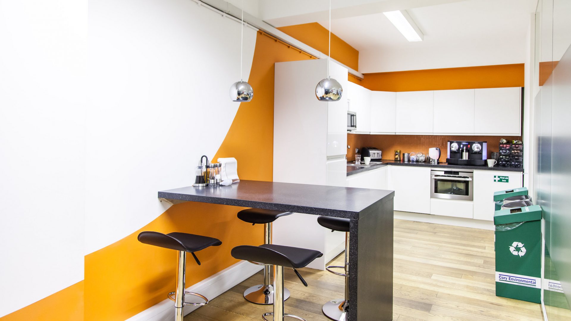 Curve glass partition Curve glass partition