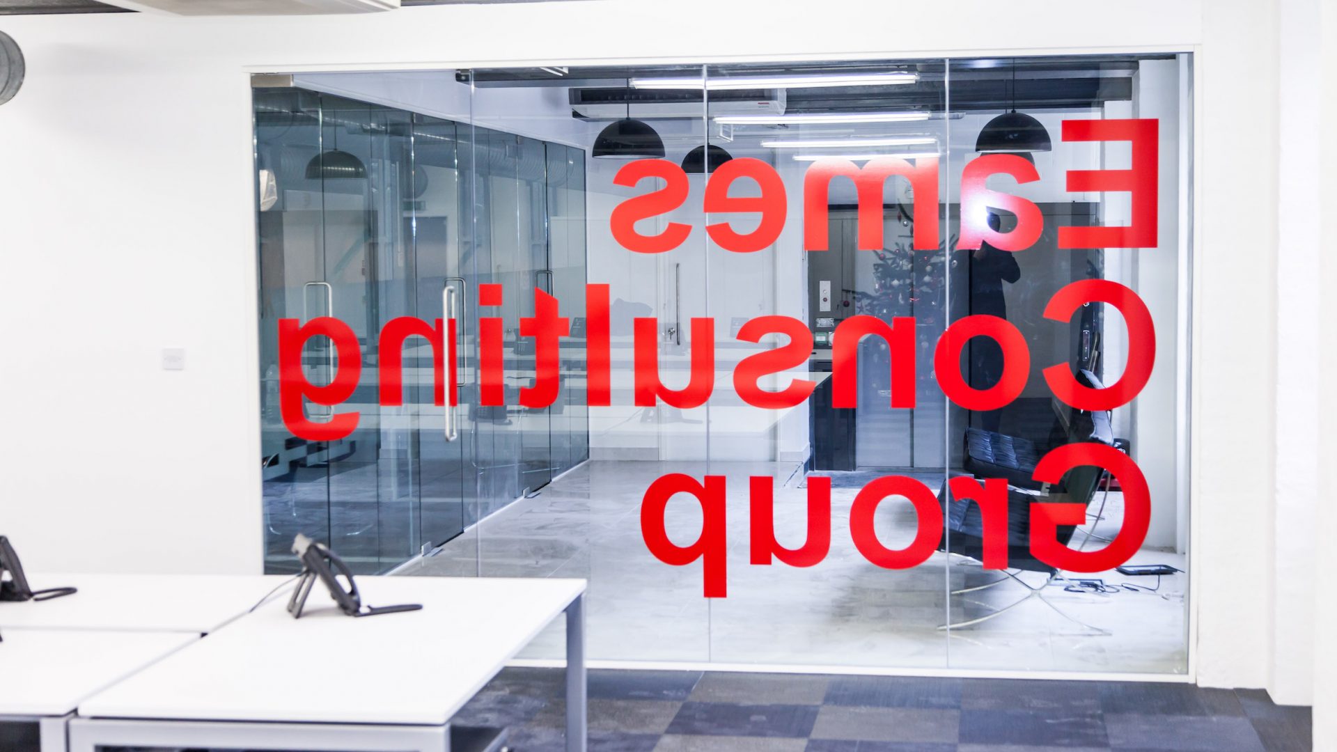 Eames Consulting Group glazed partition Eames Consulting Group glazed partition