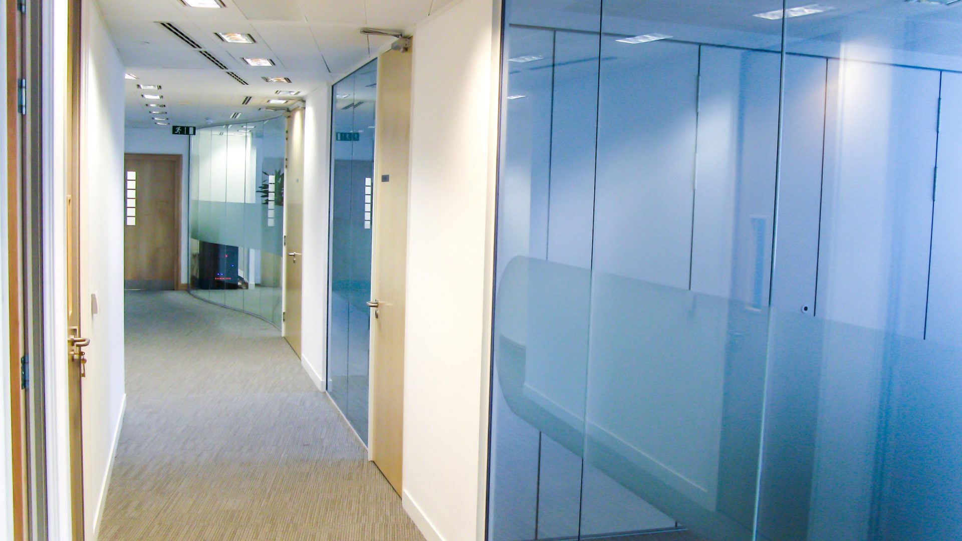 Oil & Gas UK office glass partitions Oil & Gas UK office glass partitions