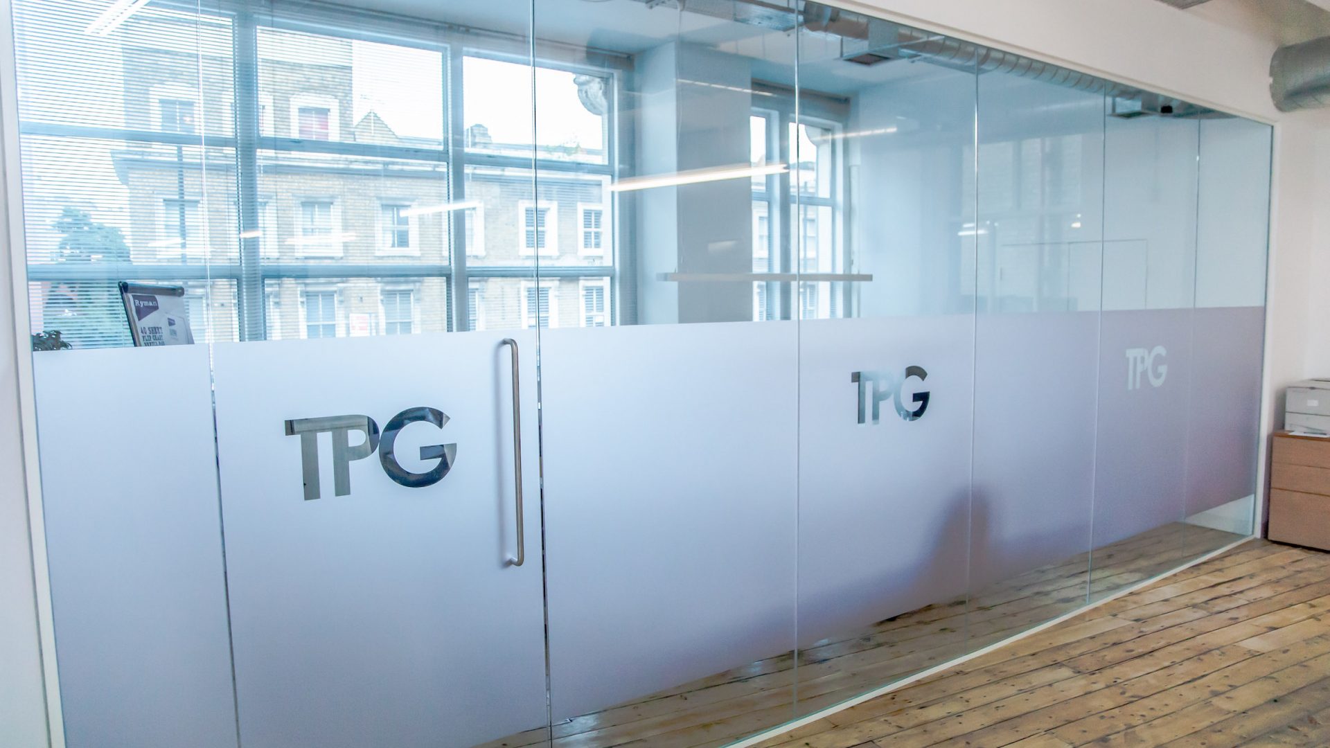 Work examples Frameless Glass-Photo №3 Work examples Frameless Glass-Photo №3