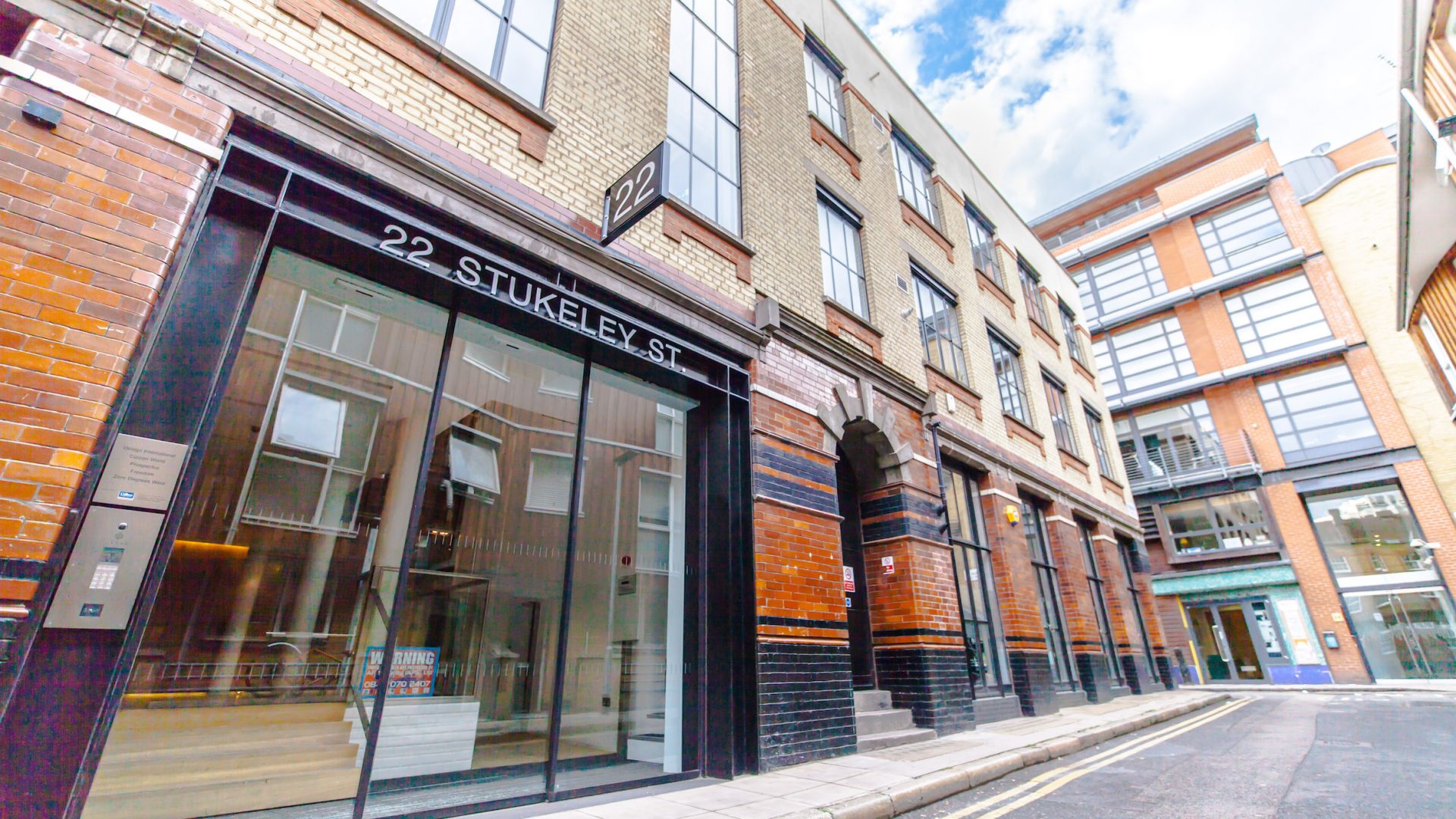 Prospectus glass partitioning project Prospectus glass partitioning project