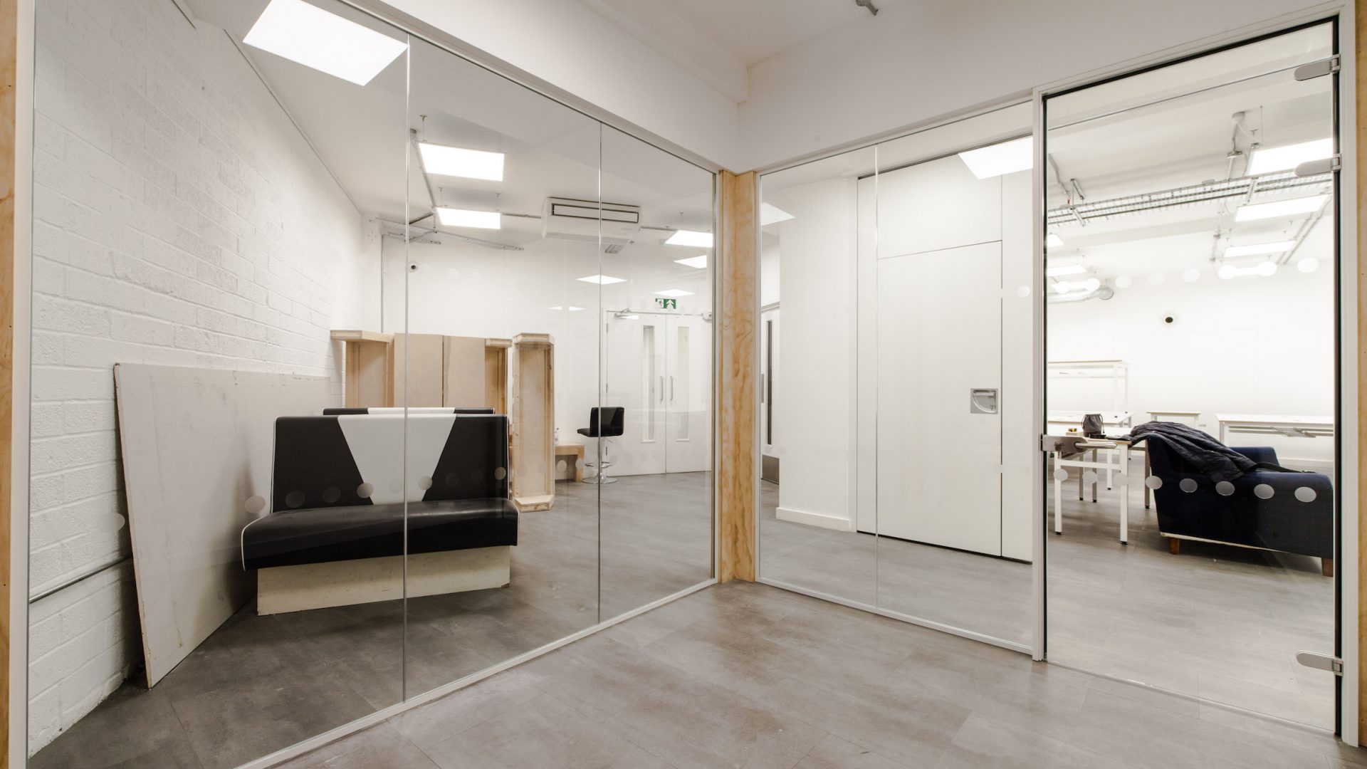 Work examples Framed Glass Partition-Photo №26 Work examples Framed Glass Partition-Photo №26