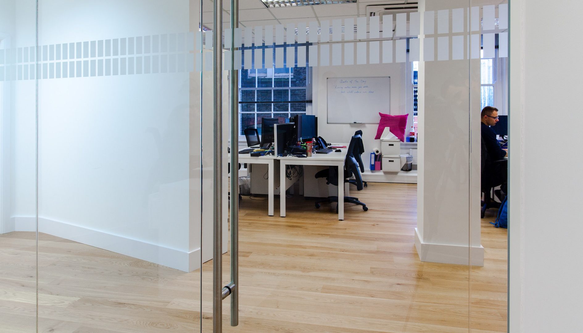 Work examples Frameless Glass-Photo №2 Work examples Frameless Glass-Photo №2