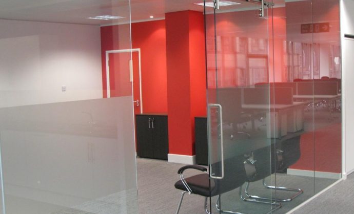 Frameless Glass Partition-Photo №15