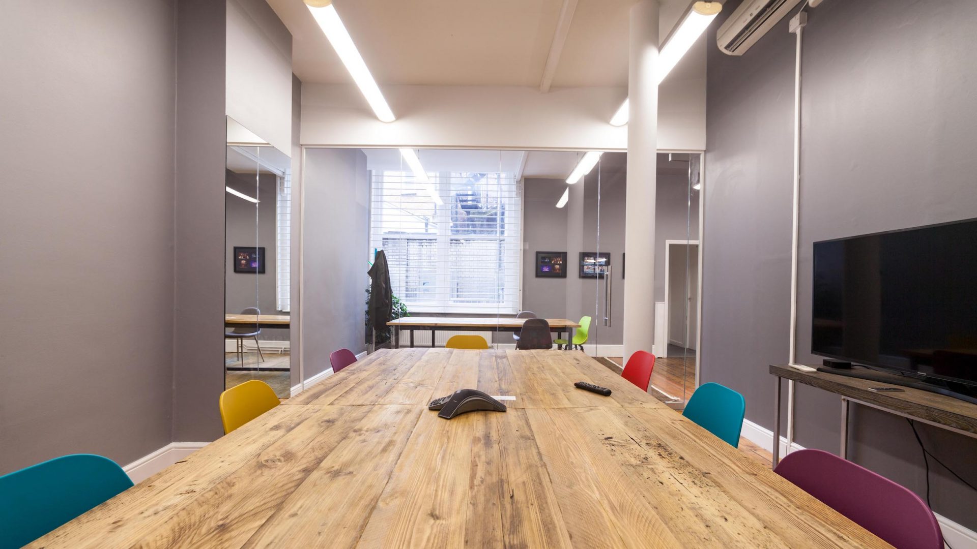 Sassy Glass Meeting Room Sassy Glass Meeting Room