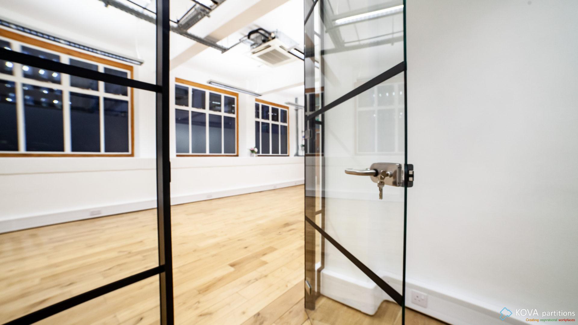 Work examples Framed Glass Partition-Photo №10 Work examples Framed Glass Partition-Photo №10