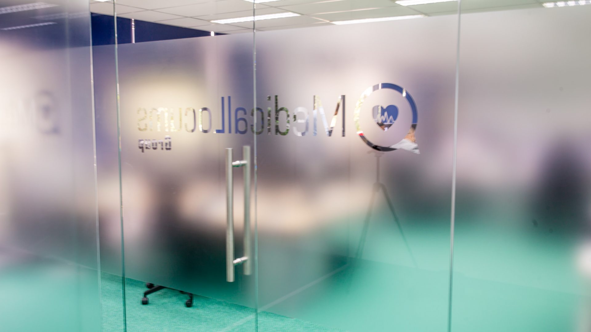 Medical Locums glass partitions Medical Locums glass partitions