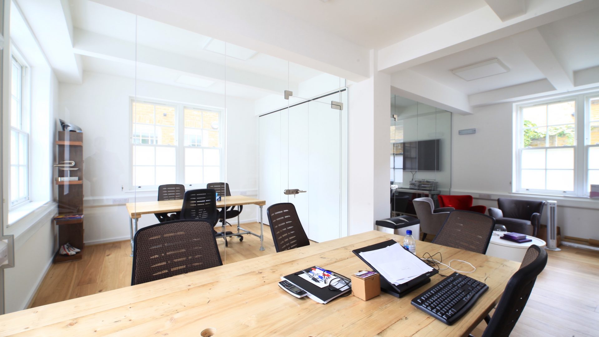 Virgin Racing Office Glass Partition Virgin Racing Office Glass Partition