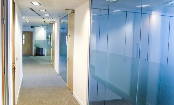 What are Glass Partitions