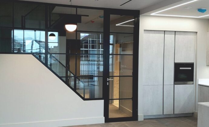 Fire Rated glass partition-Photo №1