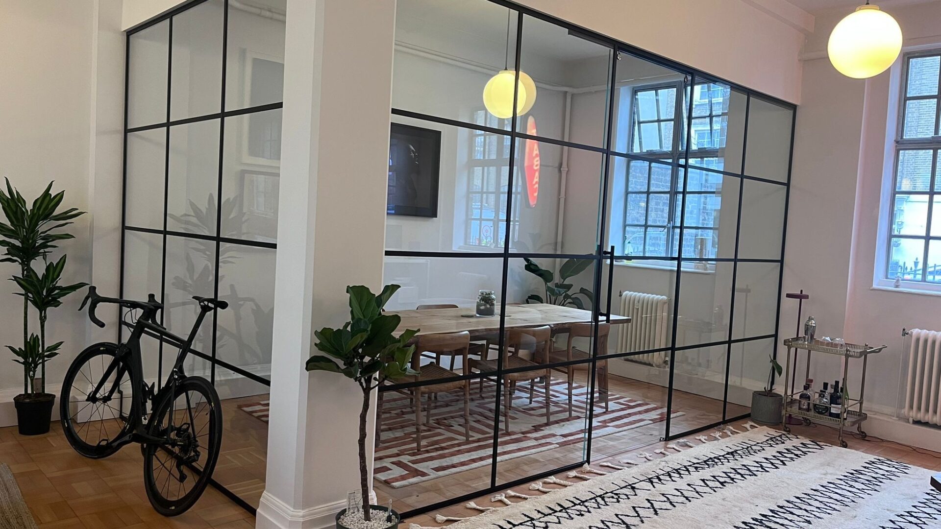 Work examples Black framed partition-Photo №2 Work examples Black framed partition-Photo №2