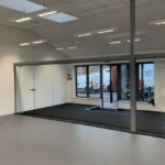 Frameless Glass Partition-thumbnail №1