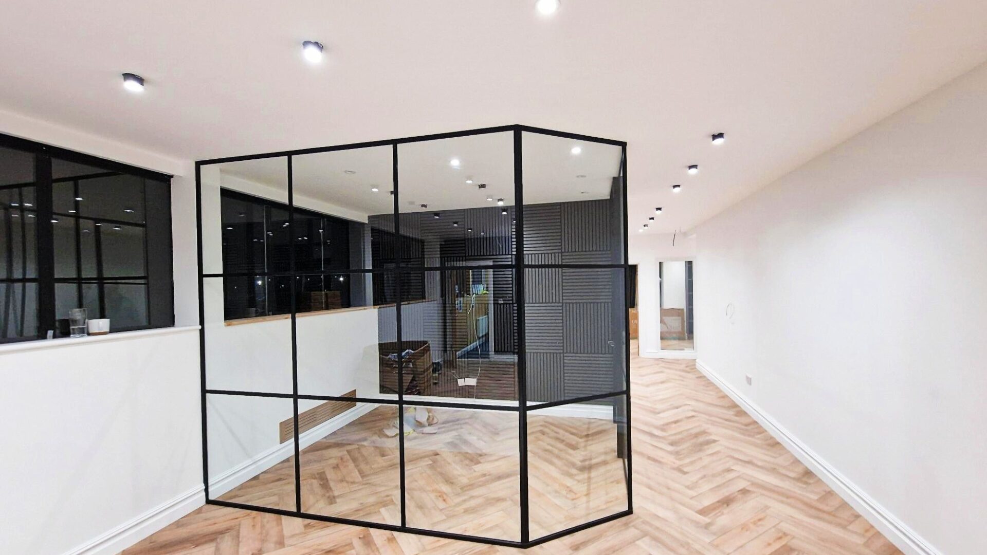 Work examples Black framed partition-Photo №26 Work examples Black framed partition-Photo №26