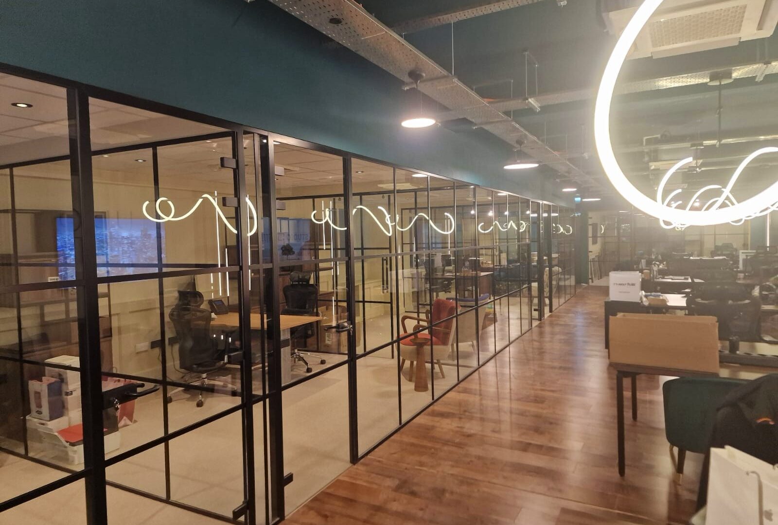 Work examples Black framed partition-Photo №57 Work examples Black framed partition-Photo №57