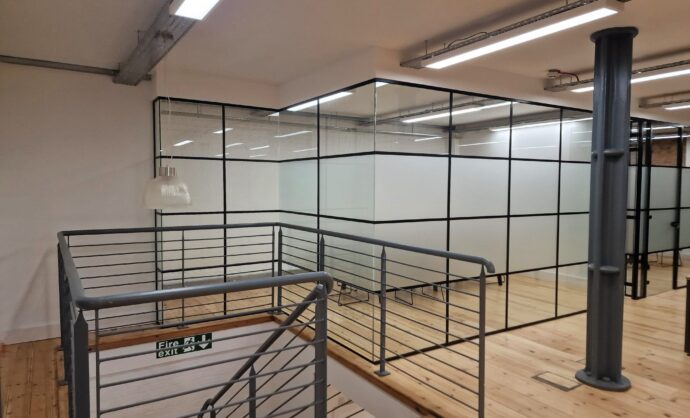 Acoustic glass partition-Photo №41