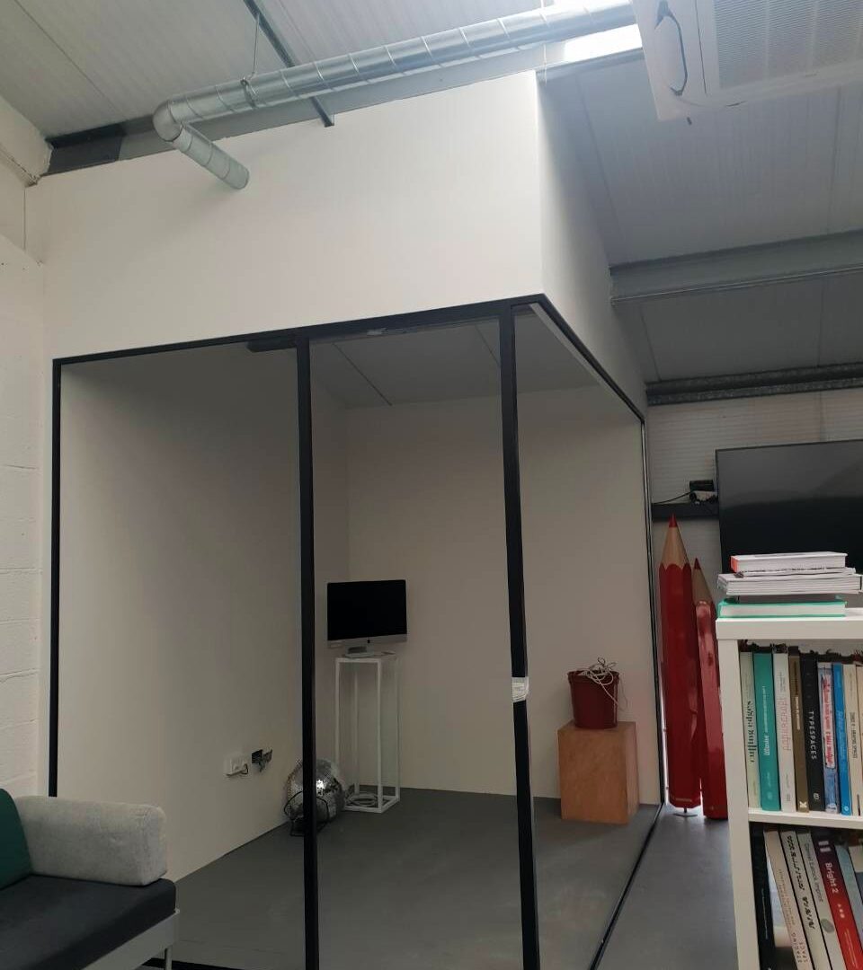 Work examples Black framed partition-Photo №37 Work examples Black framed partition-Photo №37