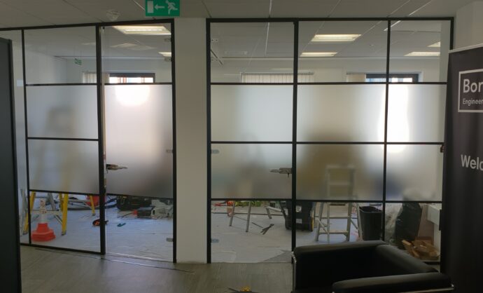 Acoustic glass partition-Photo №37