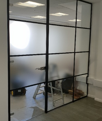 Acoustic glass partition-Photo №39