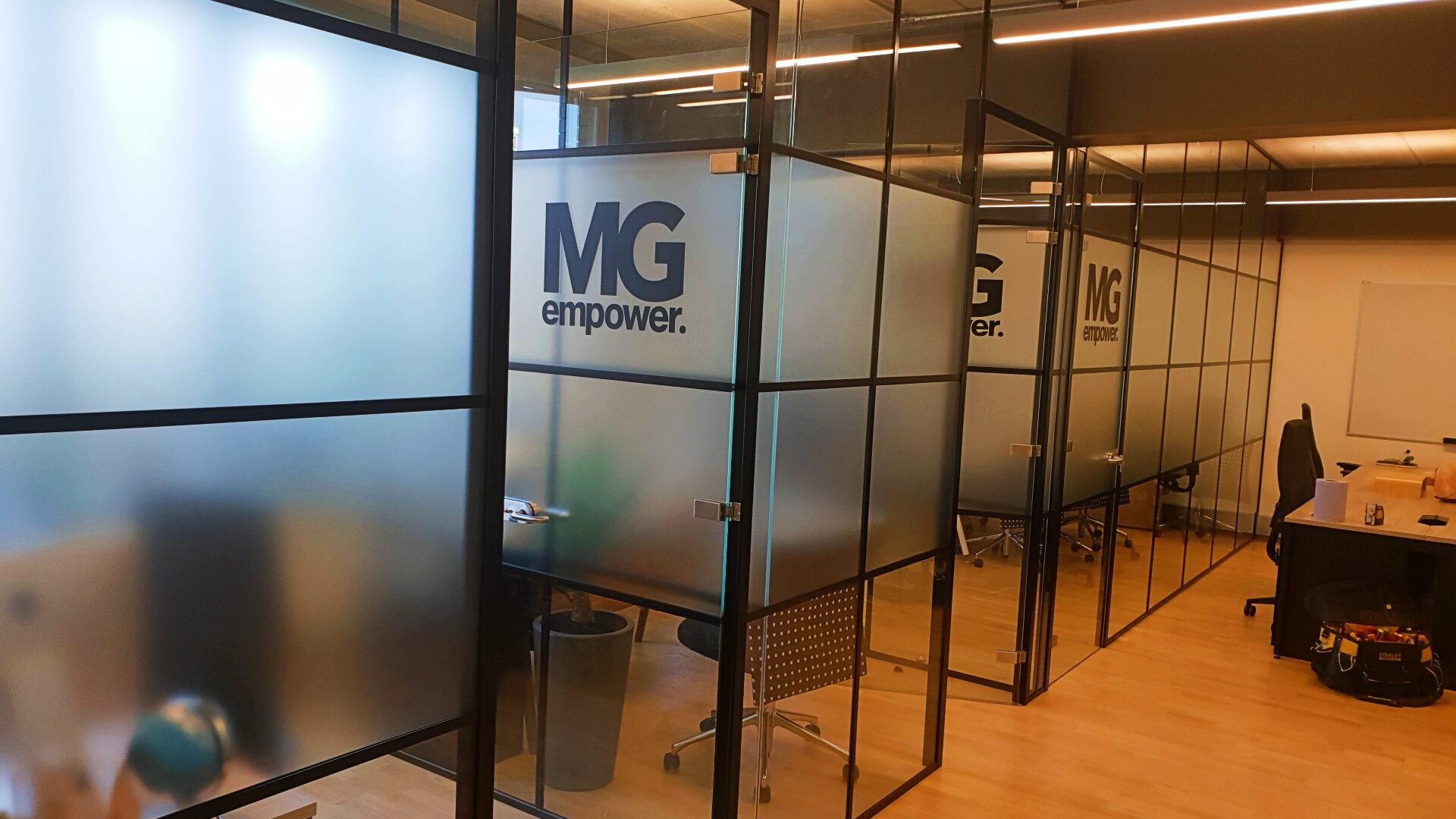 Work examples Framed Glass Partition-Photo №128 Work examples Framed Glass Partition-Photo №128