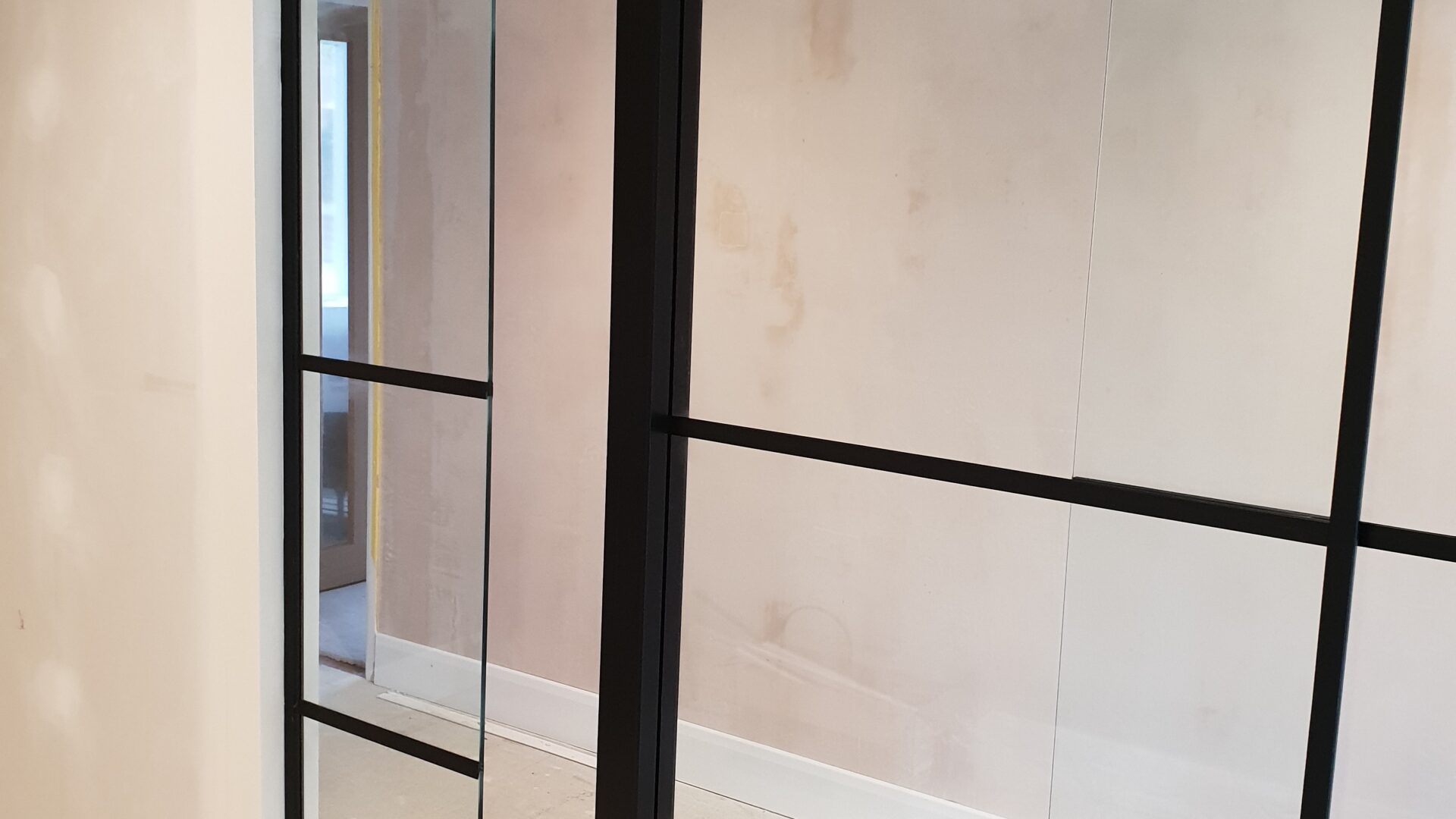 Work examples Black framed partition-Photo №94 Work examples Black framed partition-Photo №94