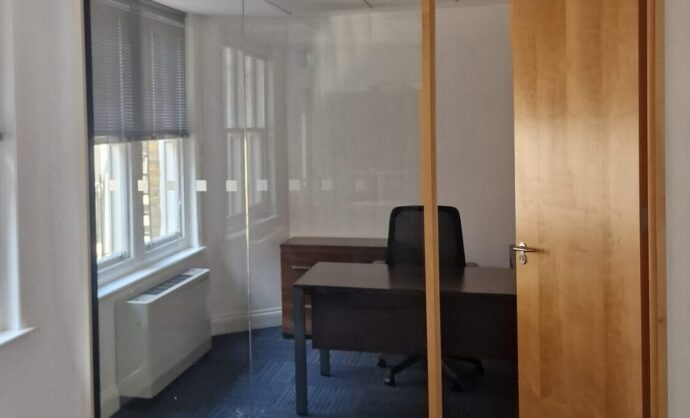 Acoustic glass partition-Photo №17