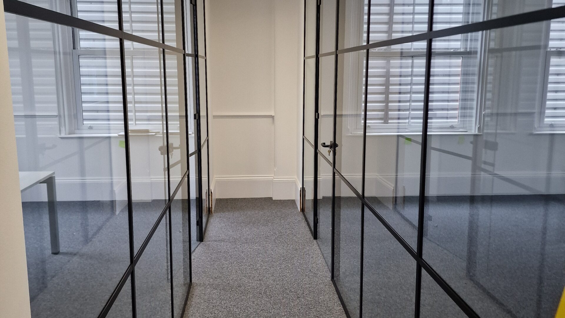 Work examples Black framed partition-Photo №84 Work examples Black framed partition-Photo №84