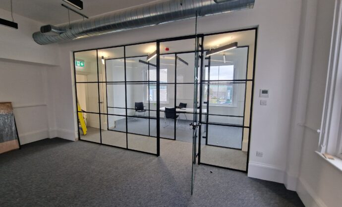 Aluminium Frame Glass Partition-Photo №18