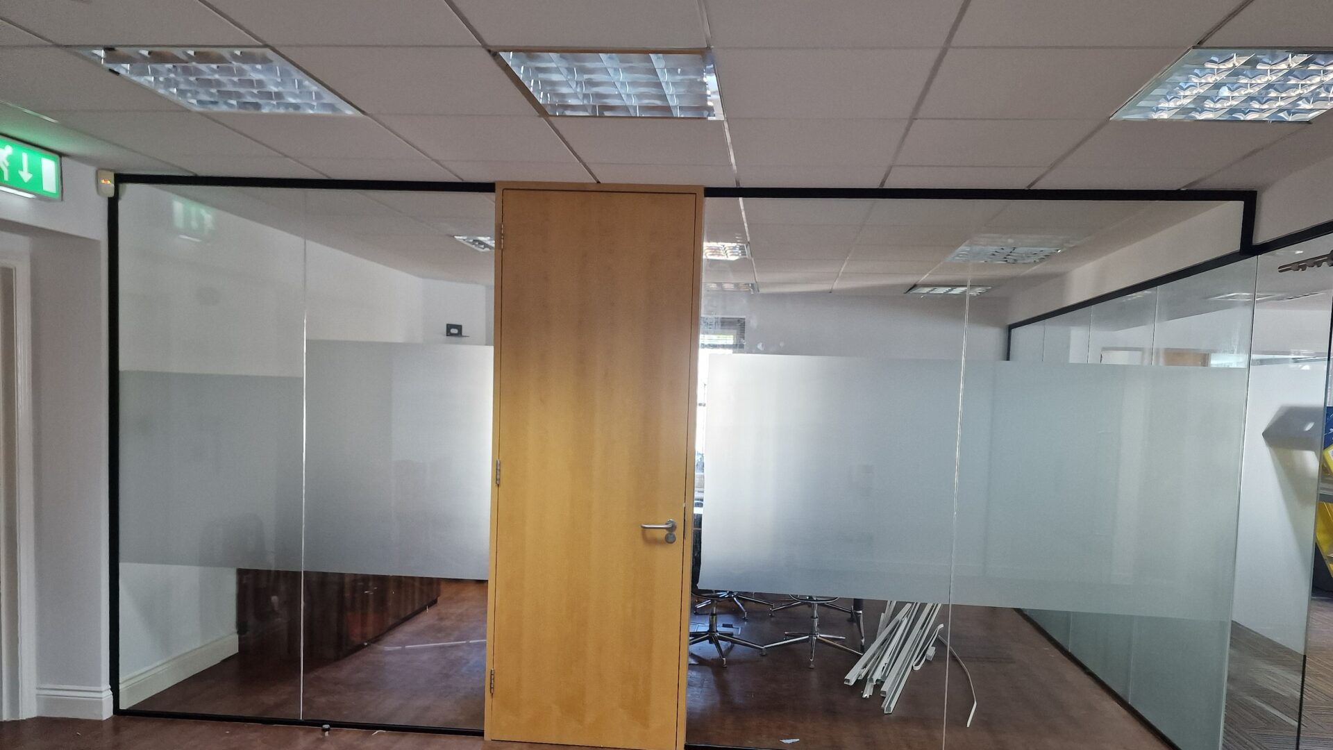 Work examples Single Glazed Partition-Photo №35 Work examples Single Glazed Partition-Photo №35
