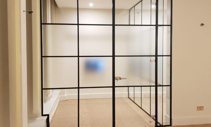 Acoustic glass partition-Photo №25