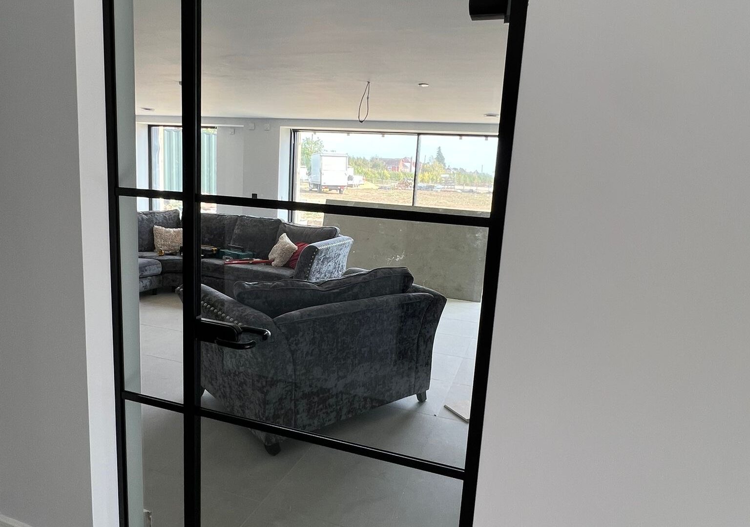 Work examples Black framed partition-Photo №111 Work examples Black framed partition-Photo №111