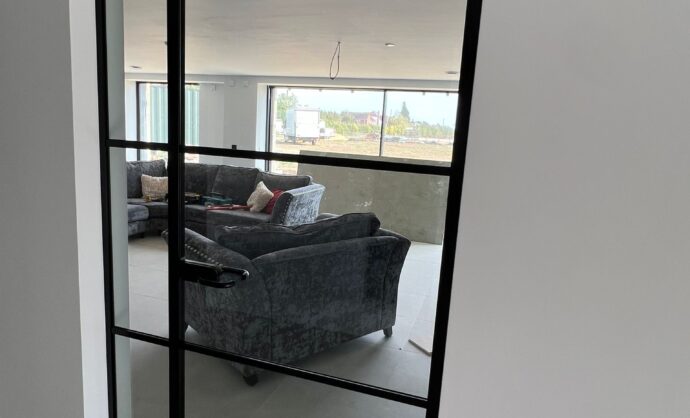 Industrial Style Black Framed Partition-Photo №62