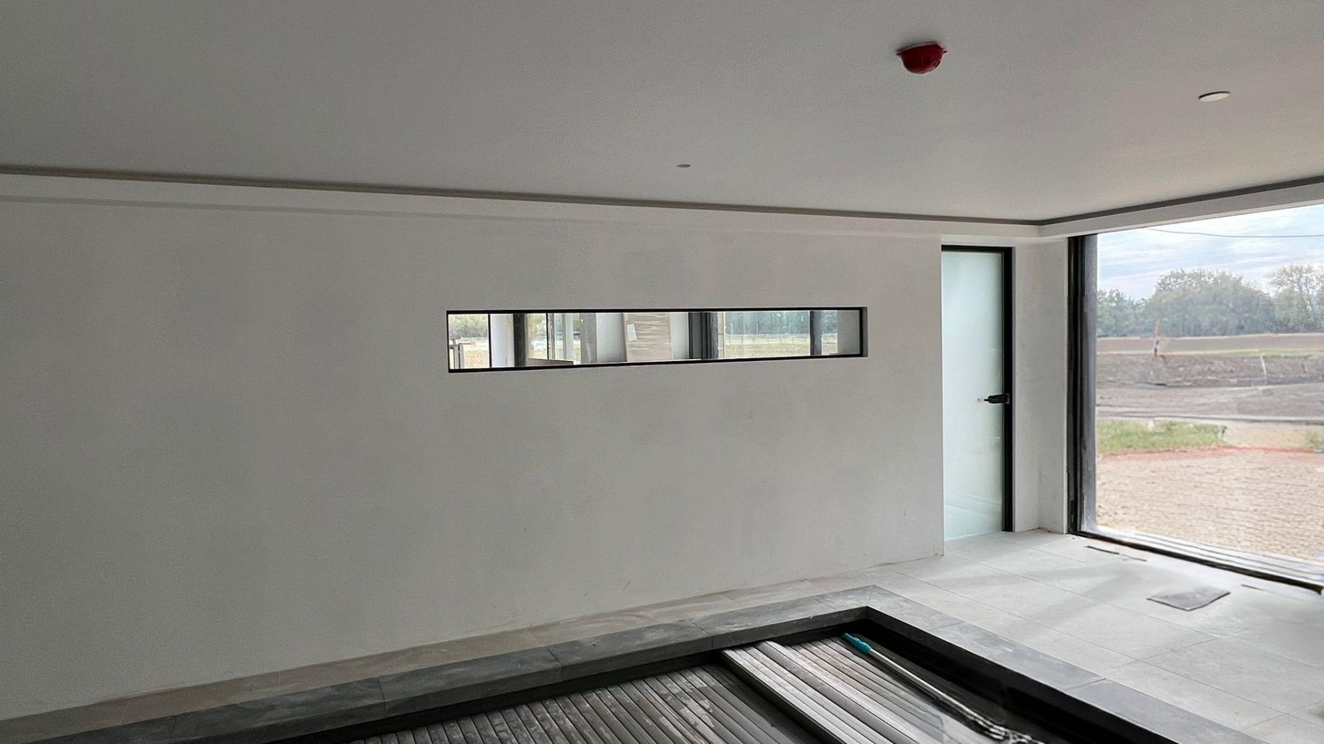 Airbrush-OBJECT-REMOVER-1763726916620