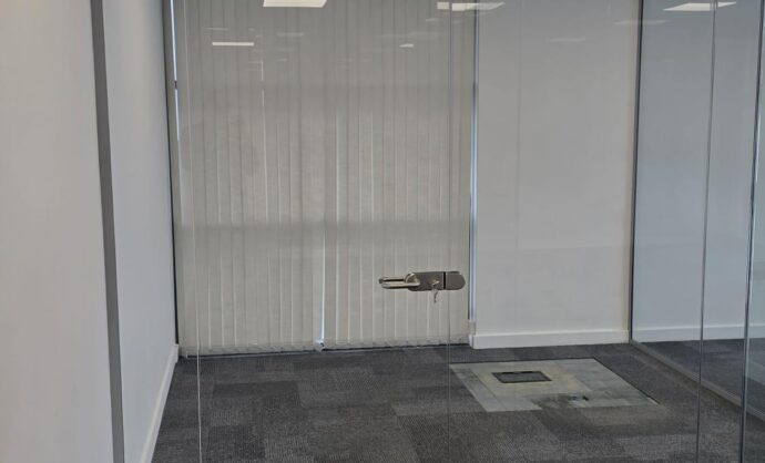 Aluminium Frame Glass Partition-Photo №130 Aluminium Frame Glass Partition-Photo №130